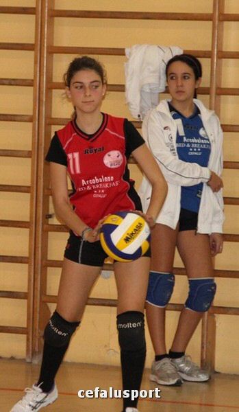 111116 volley 129y_tn.jpg